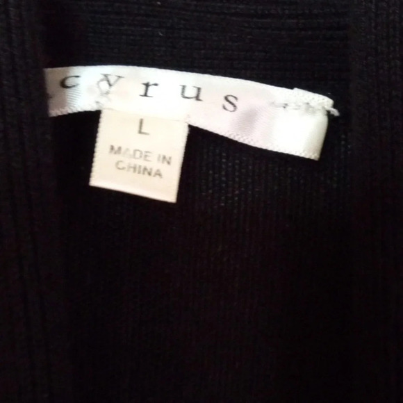 Cyrus black cropped drape cardigan with 3/4 length sleeves women's size large - Picture 2 of 5